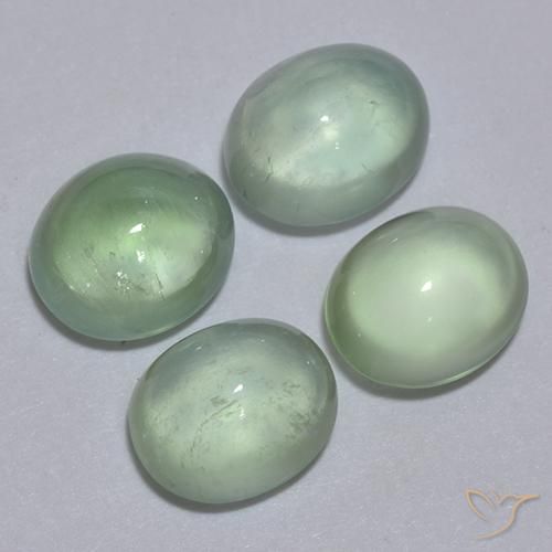 Shop natural 5.50ct Vert clair Préhnite gems, ovale, from Afrique du Sud at GemSelect. In stock, global shipping!