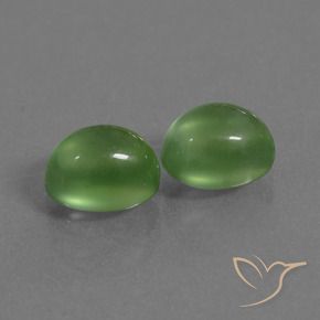 Shop natural 2.60ct Vert chaud Préhnite gems, ovale, from Afrique du Sud at GemSelect. In stock, global shipping!