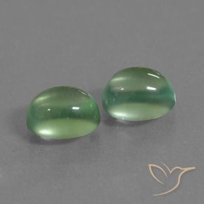 Shop natural 2.47ct Vert terreux Préhnite gems, ovale, from Afrique du Sud at GemSelect. In stock, global shipping!