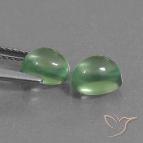 Shop natural 2.46ct Vert moyen Préhnite gems, ovale, from Afrique du Sud at GemSelect. In stock, global shipping!