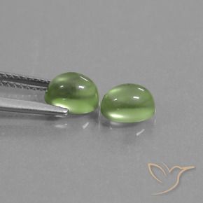 Shop natural 2.37ct Vert jaunâtre Préhnite gems, ovale, from Afrique du Sud at GemSelect. In stock, global shipping!