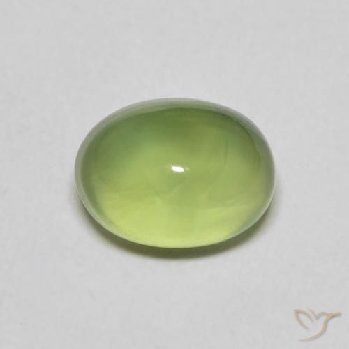 Préhnite vert naturelle coupe ovale, 1,40 ct, transparent