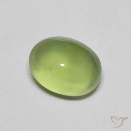 Préhnite vert naturelle coupe ovale, 1,40 ct, transparent