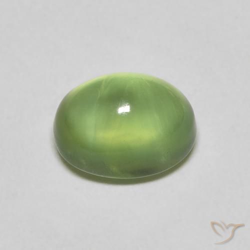 Préhnite vert naturelle coupe ovale, 1,40 ct, transparent