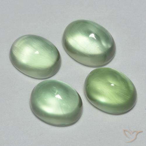 Shop natural 4.82ct Vert chaud Préhnite gems, ovale, from Afrique du Sud at GemSelect. In stock, global shipping!