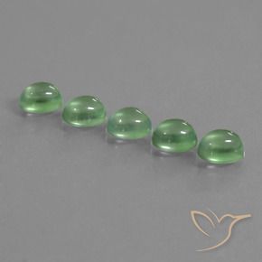 Shop natural 5.92ct Vert chaud Préhnite gems, ovale, from Afrique du Sud at GemSelect. In stock, global shipping!