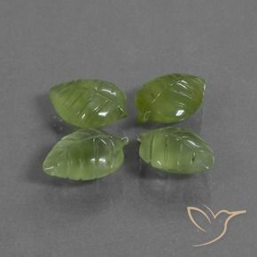 Shop natural 26.02ct Vert moyen Préhnite gems, Fantaisie, from Afrique du Sud at GemSelect. In stock, global shipping!