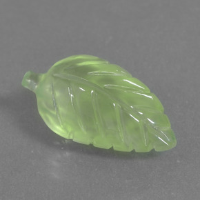 Préhnite vert naturelle forme fantaisie, 6,66 ct, transparent