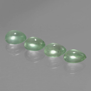 Achetez naturel 4,62ct vert préhnite gems, en forme de poire, en provenance afrique du sud chez gemselect. en stock, livraison internationale!