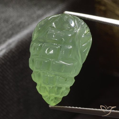 22.56ct Naturel Vert moyen-léger Préhnite, Fantaisie, Translucide
