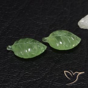 Shop natural 7.38ct Vert moyen Préhnite gems, Fantaisie, from Afrique du Sud at GemSelect. In stock, global shipping!