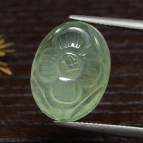 Préhnite vert naturelle coupe ovale, 16,04 ct, translucide
