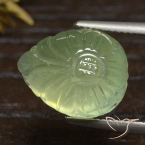 Préhnite Vert jaunâtre naturelle En forme de poire, 10.20 ct, Translucide