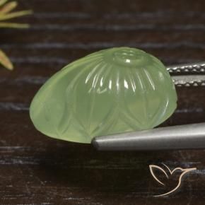 Préhnite Vert jaunâtre naturelle En forme de poire, 10.20 ct, Translucide