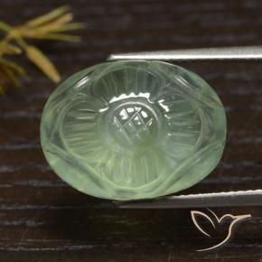 Préhnite Vert chaud naturelle ovale, 15.27 ct, Translucide