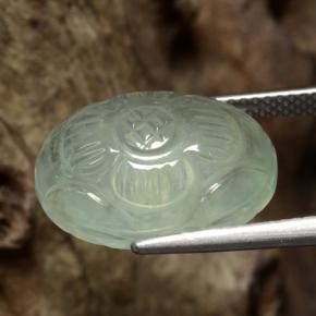 Préhnite vert très clair naturelle taille fleur, 11,67 ct, translucide