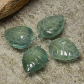 Achetez naturel 29,40ct vert préhnite gems, taille fleur, en provenance afrique du sud chez gemselect. en stock, livraison internationale!