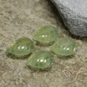 Shop natural 16.96ct Vert poire Préhnite gems, Taille Fleur, from Afrique du Sud at GemSelect. In stock, global shipping!