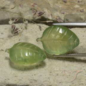 Shop natural 20.03ct Vert chaud Préhnite gems, Taille Fleur, from Afrique du Sud at GemSelect. In stock, global shipping!
