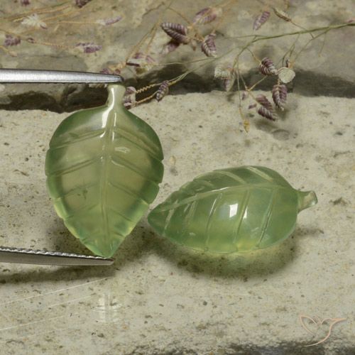 17.57ctw Naturel Vert jaunâtre Préhnite, Taille Fleur, Translucide