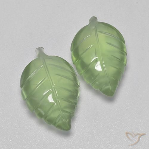 Shop natural 14.35ct Vert moyen Préhnite gems, Fantaisie, from Afrique du Sud at GemSelect. In stock, global shipping!