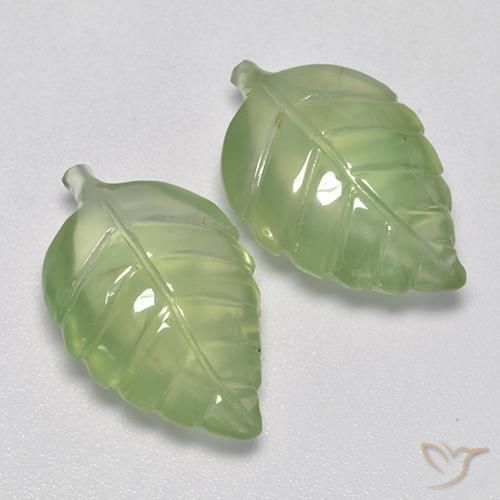 Shop natural 14.20ct Vert poire pâle Préhnite gems, Fantaisie, from Afrique du Sud at GemSelect. In stock, global shipping!