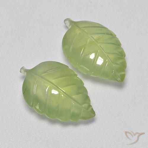 Shop natural 13.35ct Vert chaud Préhnite gems, Fantaisie, from Afrique du Sud at GemSelect. In stock, global shipping!