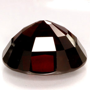 Grenat pyrope rouge naturelle coupe ovale, 46,71 ct, IF