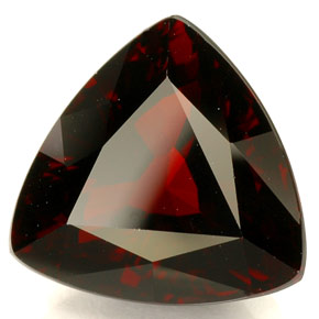 Grenat pyrope rouge naturelle trillion, 8,18 ct, IF