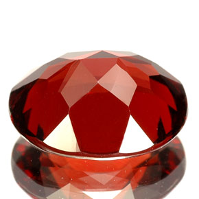 Grenat pyrope rouge naturelle coupe ovale, 5,87 ct, VVS-VS
