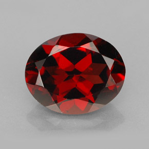 Grenat pyrope rouge naturelle coupe ovale, 3,07 ct, VVS-VS