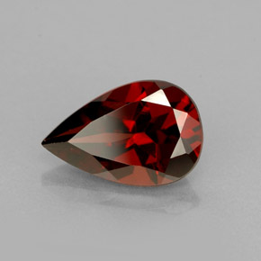 Grenat pyrope rouge naturelle en forme de poire, 1,50 ct, VS