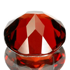 Grenat pyrope rouge naturelle coupe roude, 2,05 ct, VS