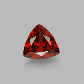 Grenat pyrope rouge naturelle trillion, 1,94 ct, VS