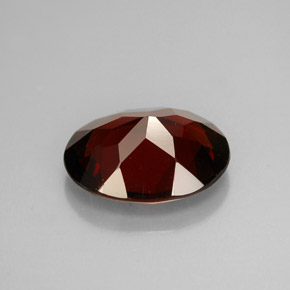 Grenat pyrope rouge naturelle coupe ovale, 2,59 ct, VS