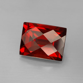 Grenat pyrope rouge naturelle baguette, 3,31 ct, VVS-VS