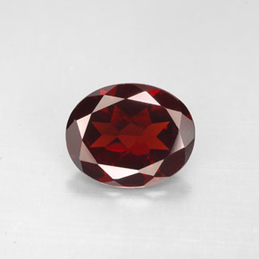 Grenat pyrope rouge naturelle coupe ovale, 2,86 ct, VVS-VS