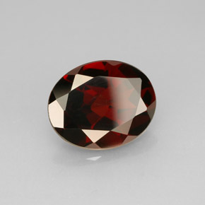 Grenat pyrope rouge naturelle coupe ovale, 2,83 ct, VVS-VS