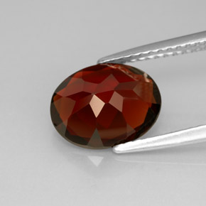 Grenat pyrope rouge naturelle coupe ovale, 2,83 ct, VVS-VS