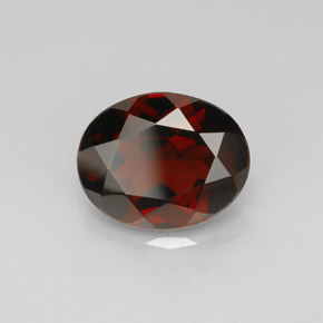 Grenat pyrope rouge naturelle coupe ovale, 2,98 ct, VS