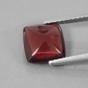 Grenat pyrope rouge naturelle transparent, 2,22 ct, transparent / translucide