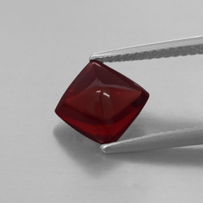 Grenat pyrope rouge naturelle transparent, 2,40 ct, transparent / translucide