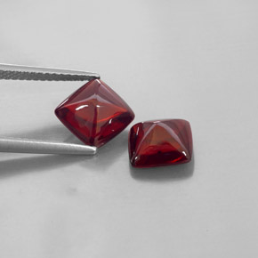 Achetez naturel ct rouge grenat pyrope gems, transparent, en provenance mozambique chez gemselect. en stock, livraison internationale!