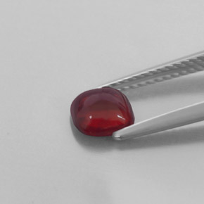 Grenat pyrope rouge naturelle transparent, 1,16 ct, transparent / translucide