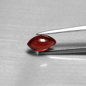Grenat pyrope rouge naturelle transparent, 1,39 ct, transparent / translucide