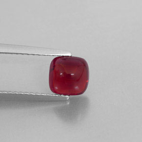Grenat pyrope rouge naturelle transparent, 1,81 ct, transparent / translucide