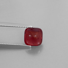 Grenat pyrope rouge naturelle transparent, 1,98 ct, transparent / translucide