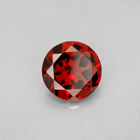Grenat pyrope rouge naturelle coupe roude, 2,93 ct, VVS-VS