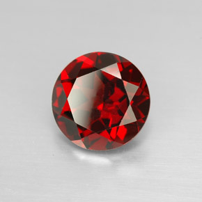 Grenat pyrope rouge naturelle coupe roude, 3,01 ct, VVS-VS