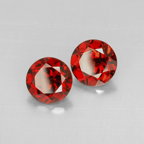 Achetez naturel ct rouge grenat pyrope gems, coupe roude, en provenance mozambique chez gemselect. en stock, livraison internationale!